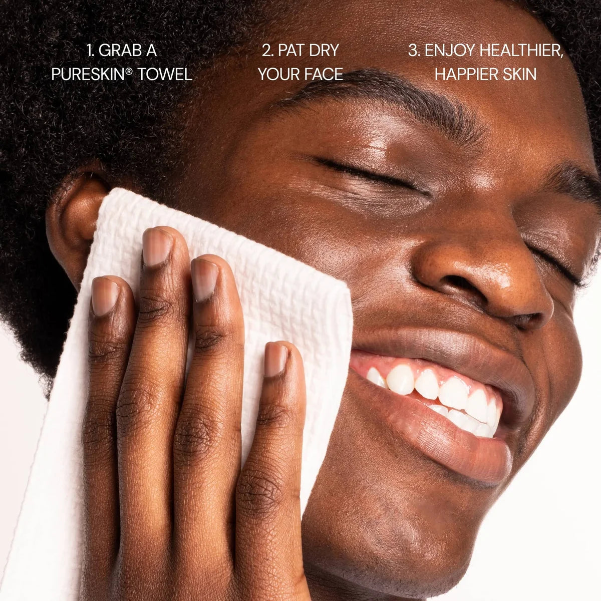 DERMVi™ daily clean facial towels
